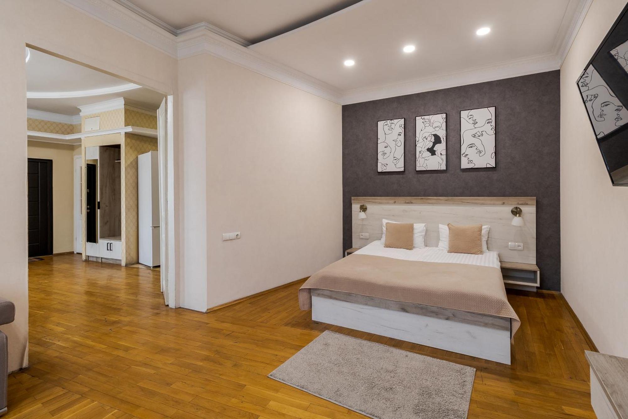 Demar Apart Herzena Lviv Luaran gambar